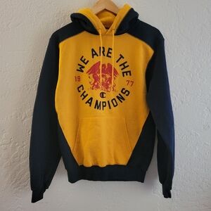 Champion X Queen Hoodie Size Small